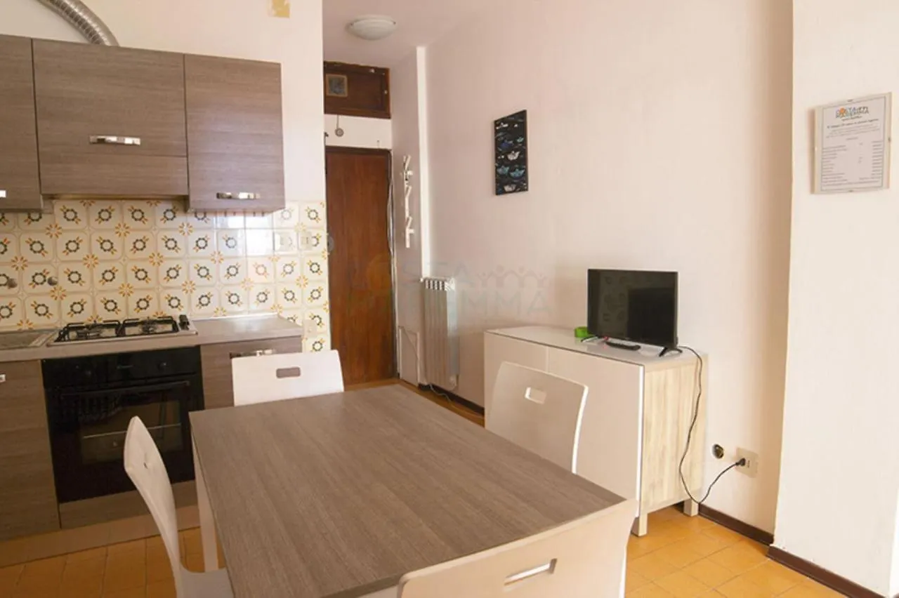 Bolina E Fiocco Apartment Follonica Italy